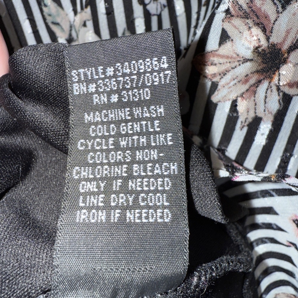 Women's ALYX Black & White Striped Floral Top W/ Rusched Sleeves Sz. 2X - Picture 5 of 8